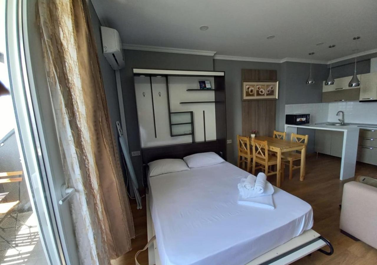 Apartment Marina In Apart-Hotel Residence باتومي المظهر الخارجي الصورة